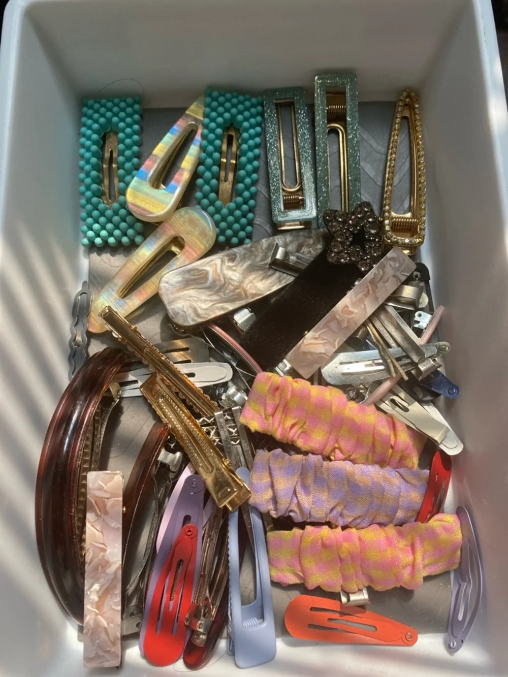 Assorted Women's Hair Clips and Barrettes - Multi-Color Set